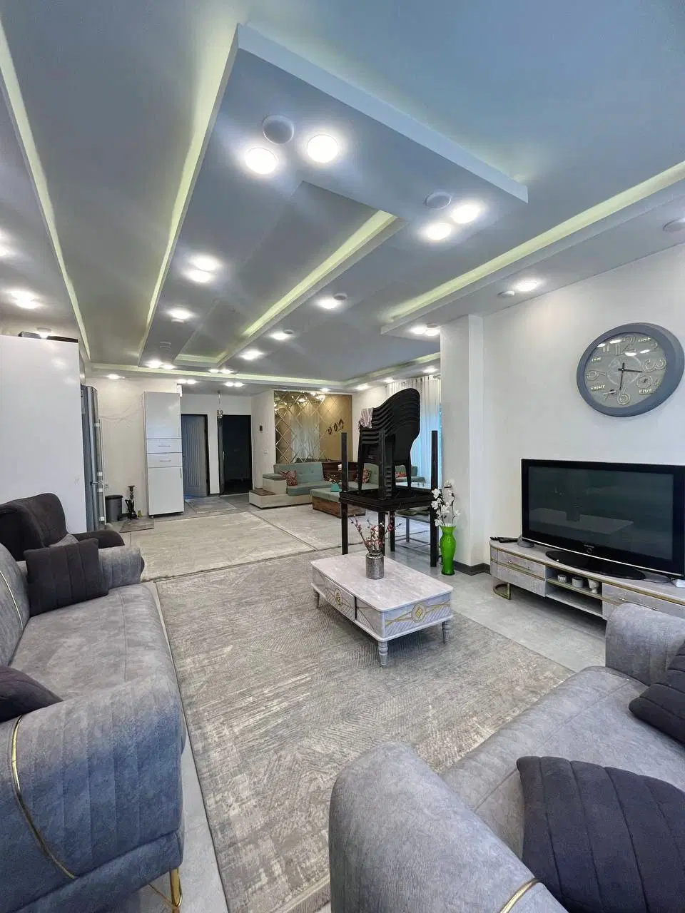 ۸۰ متری طبقه اول ویلایی_تاپ لوکیشن_مالک منصف