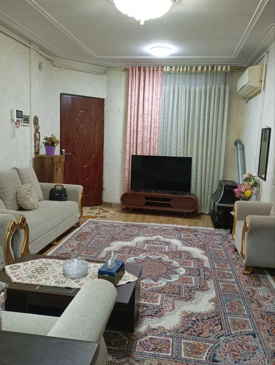 اجاره  دو واحده طبقه بالا اسقامت یک