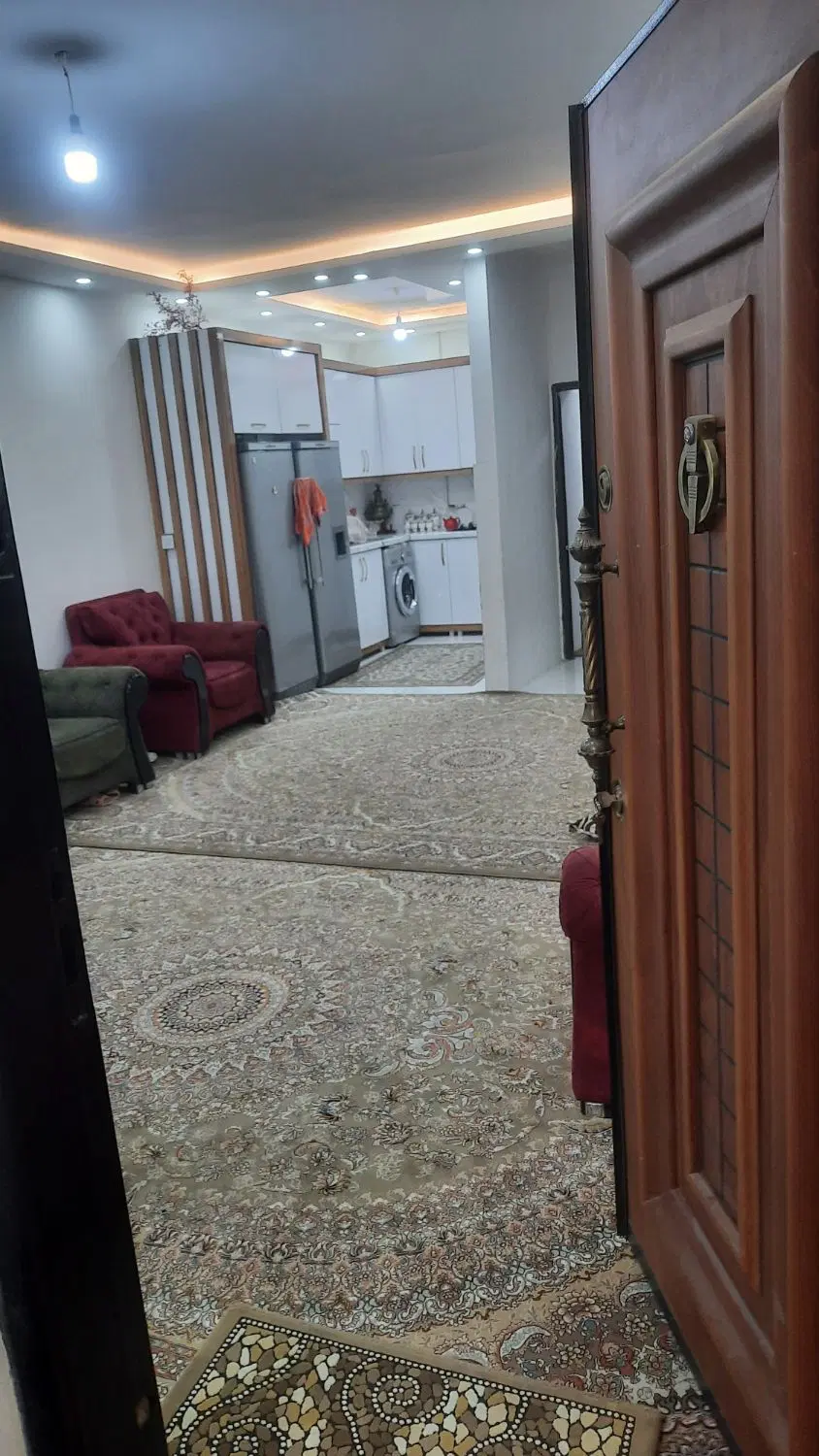 اپارتمان طبقه همکف قائم ۴۷