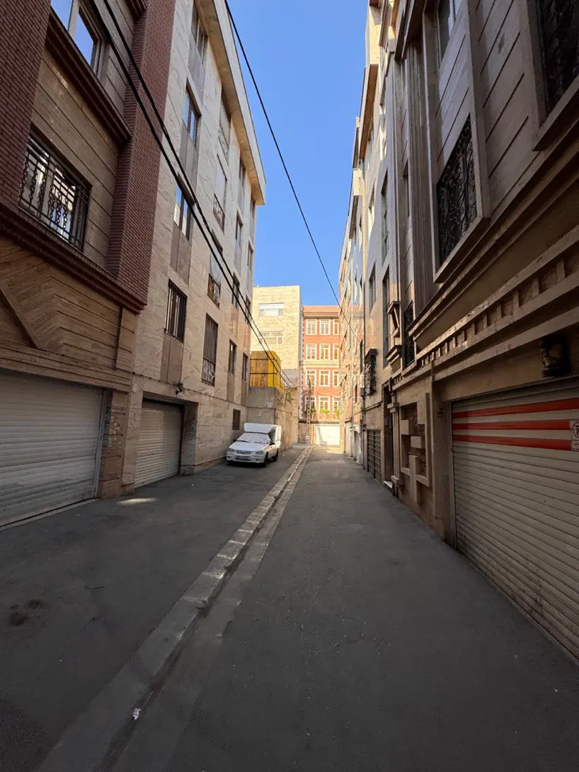 اپارتمان نوساز تکواحدی ۱۰۰ متر ۲ خواب