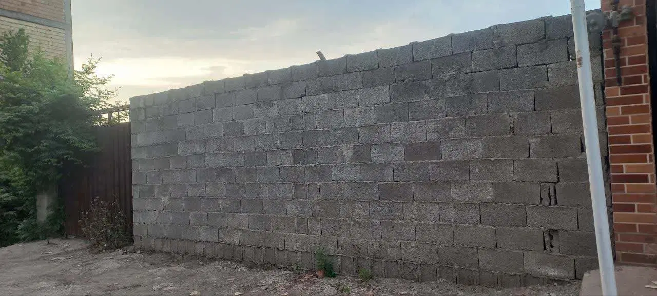 ۲۸۰متر زمین دور دیوار شده