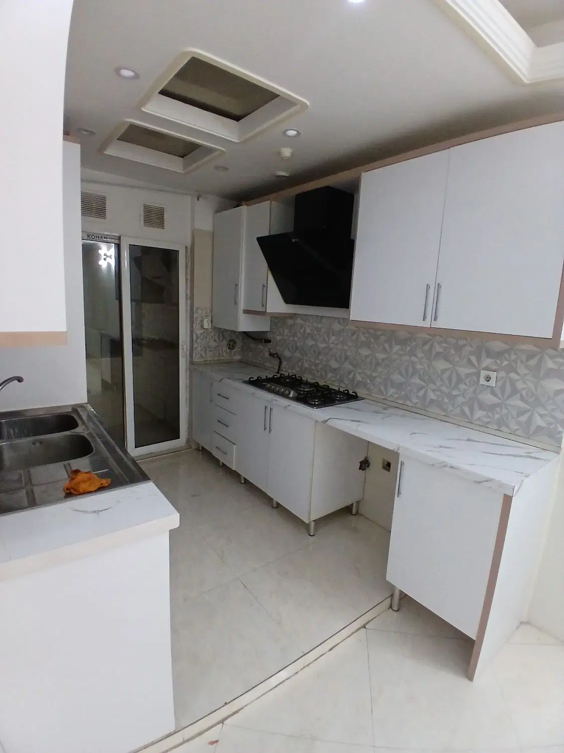 فروش ۶۱ متری تکواحدی