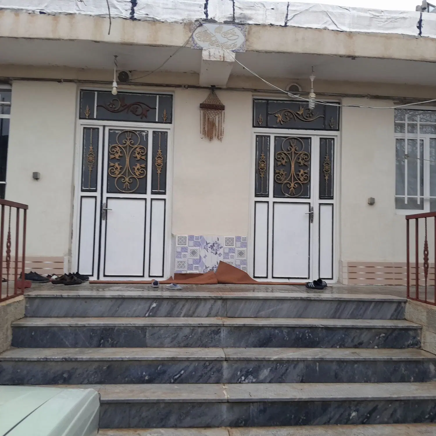 حیاط بزرگ اسلام آباد