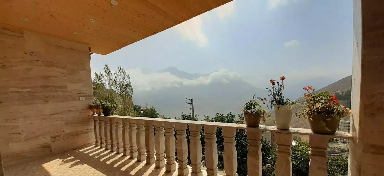 ویلا استخر دار ابگرم رینه لاریجان