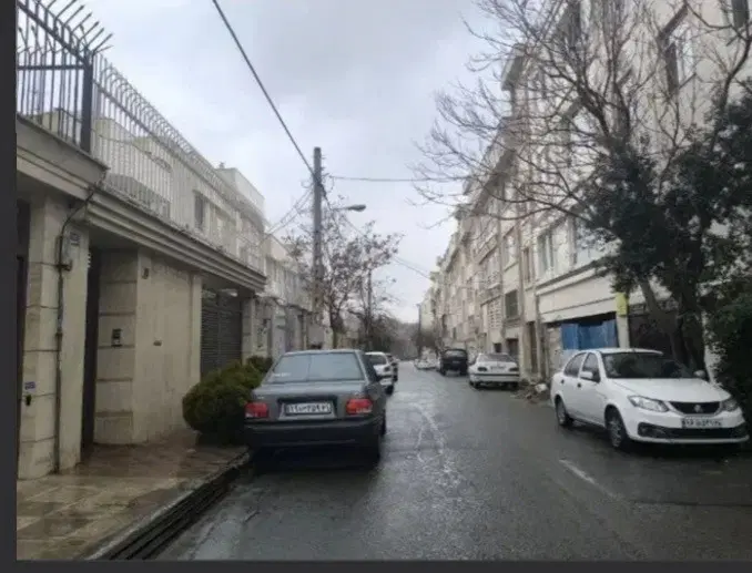 ویلایی ۳۱۲ متری .برق
