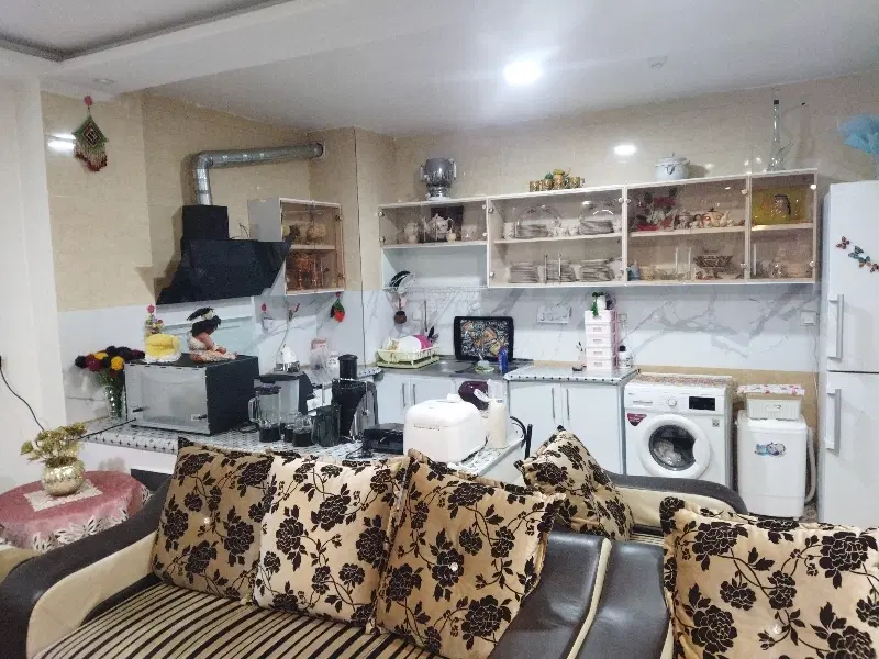آپارتمان سرچشمه ها