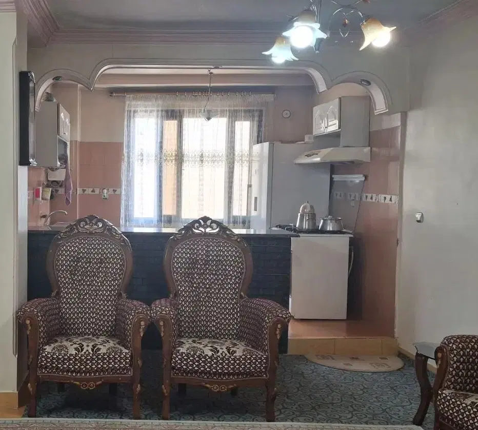 ۶۷ متر ۲ خواب + پارکینگ ، آسانسور و انباری