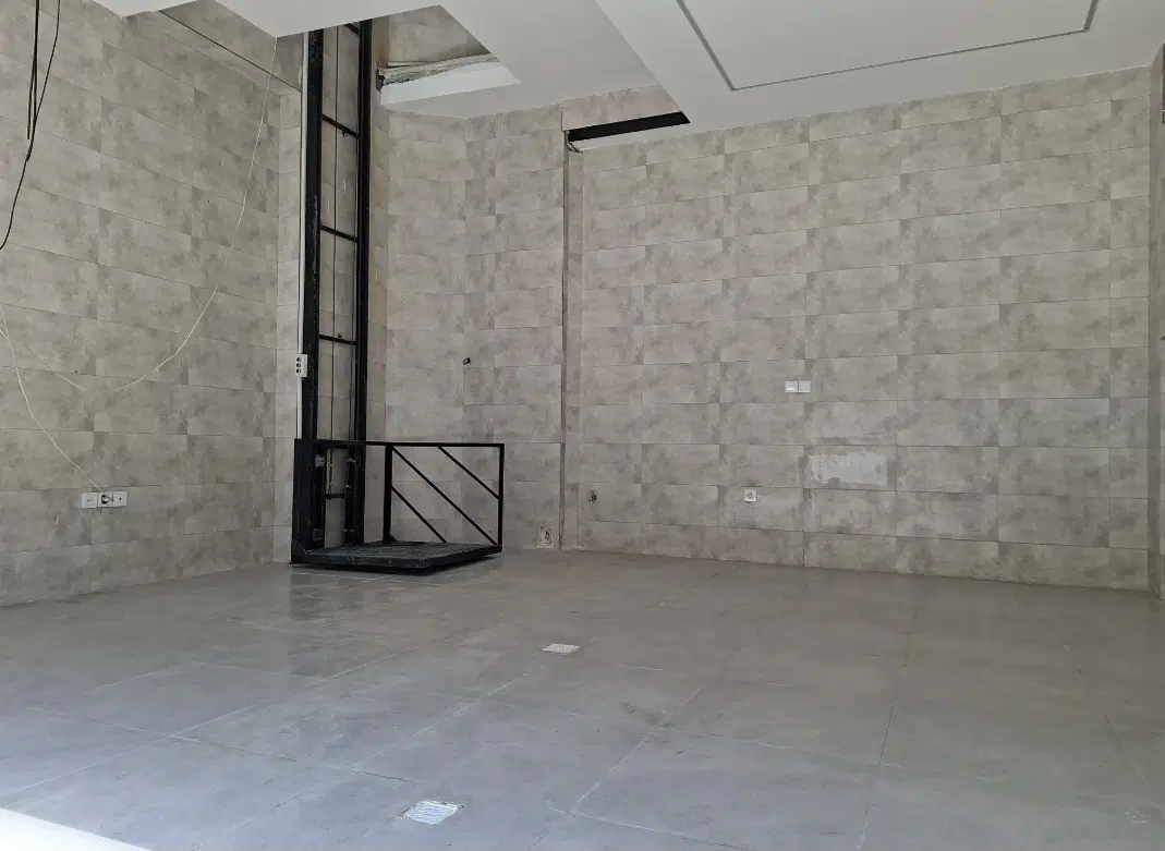 مغازه فروشی