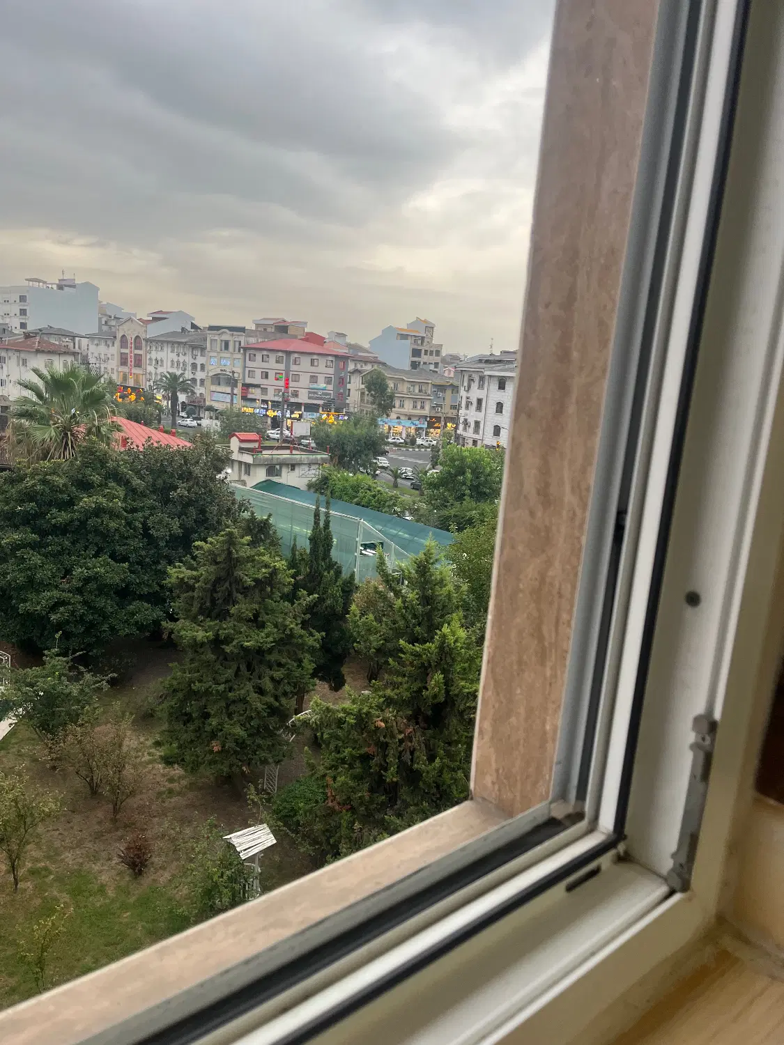زمین تجاری مسکونی با ۳۵۰ متر معلم