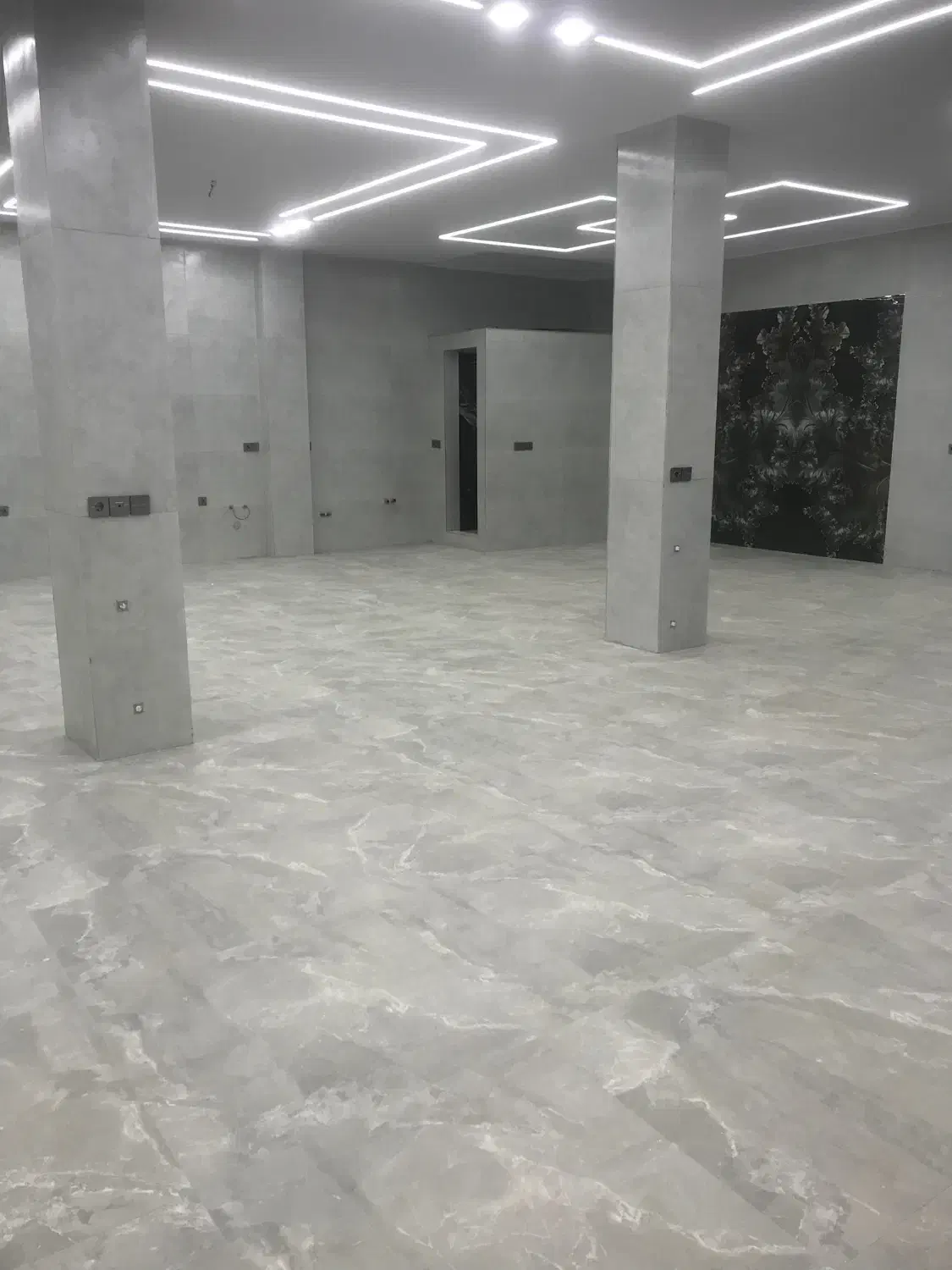 ۱۶۰ متر مغازه جهت مجتمع نانوایی سنگک تافتون لواش