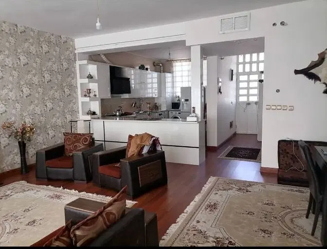 ویلایی 200 متری بازسازی شده