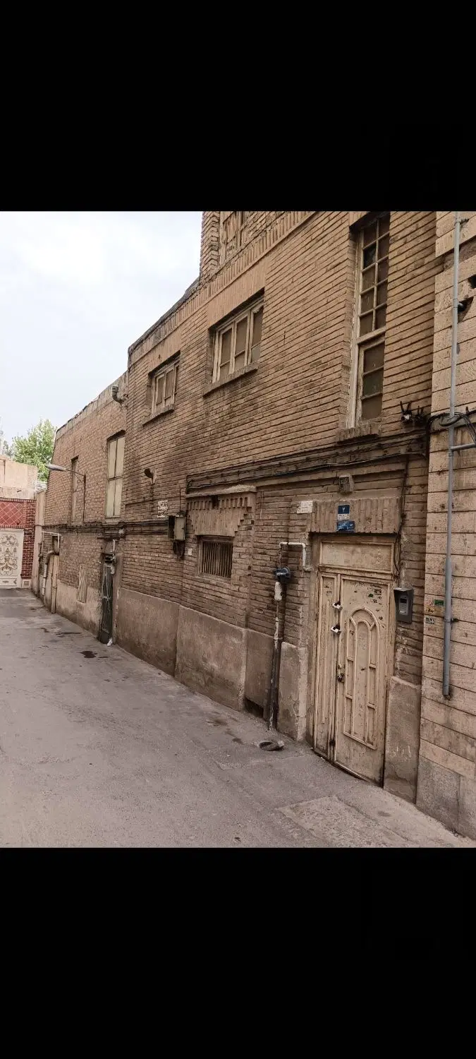 فروش منزل ویلایی به متراژ 117 متر سند تک برگ