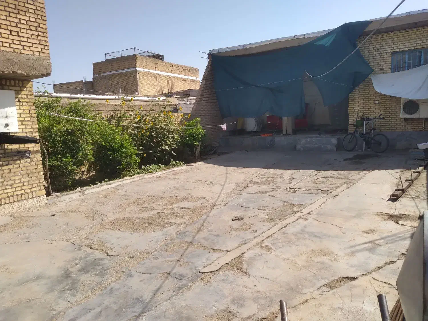 منزل ویلایی در شهر شرافت