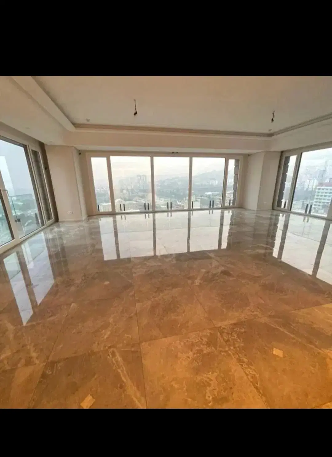 ۶۰متر،سند اداری،رو ب نما،کاشانی،بی همتا
