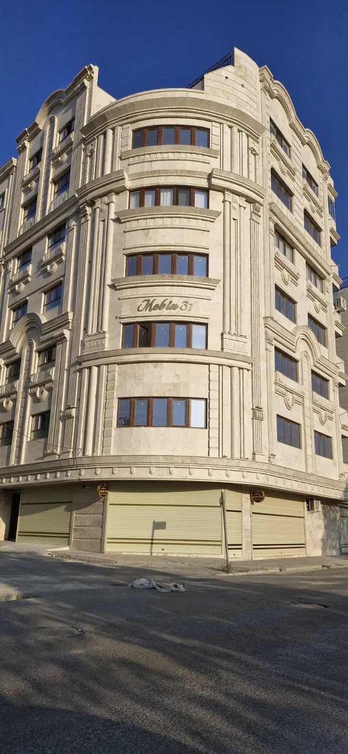 فروش قطعه در بر پاستور جدید