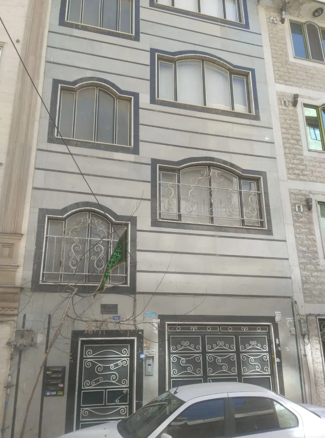 سه طبقه واحد مسکونی