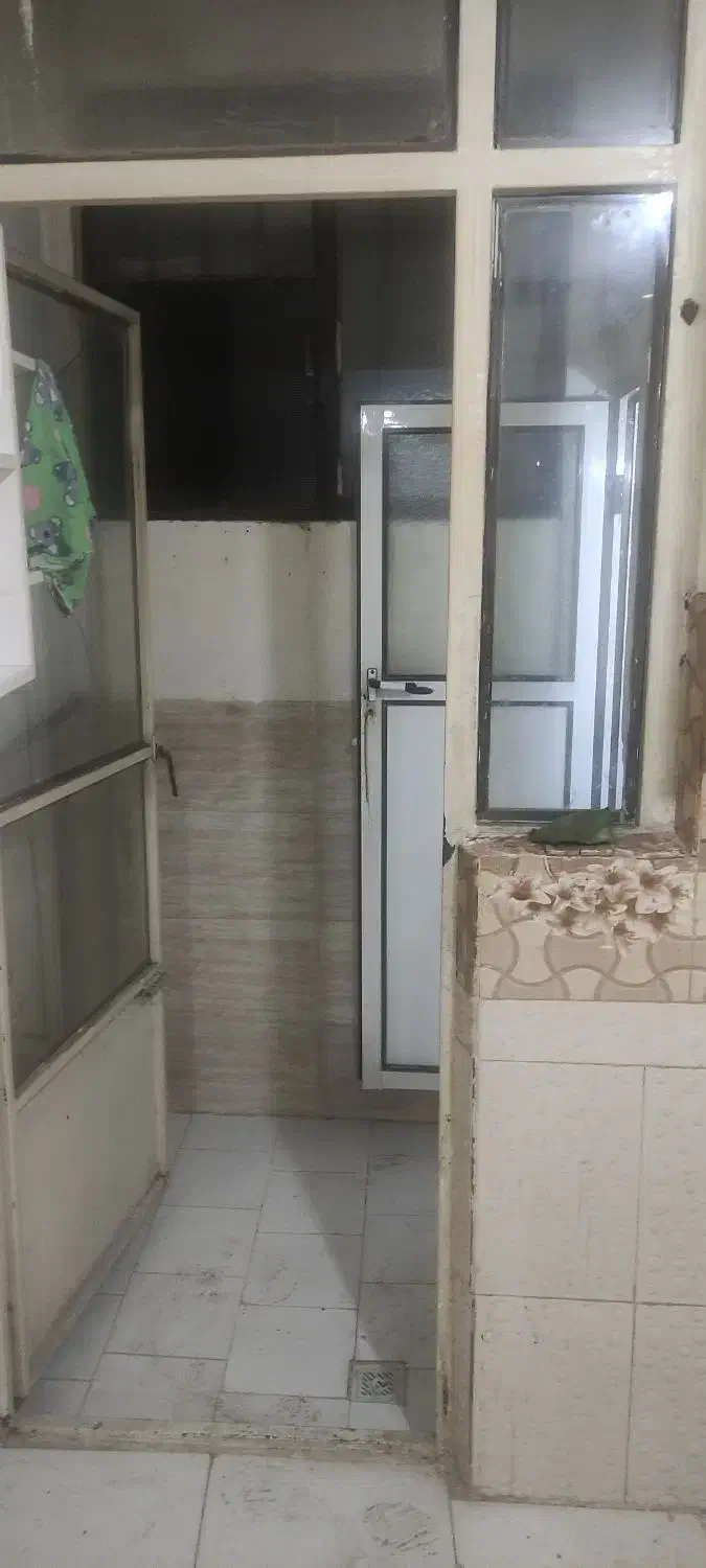 رهن و اجاره آپارتمانی طبقهه همکف دوخواب