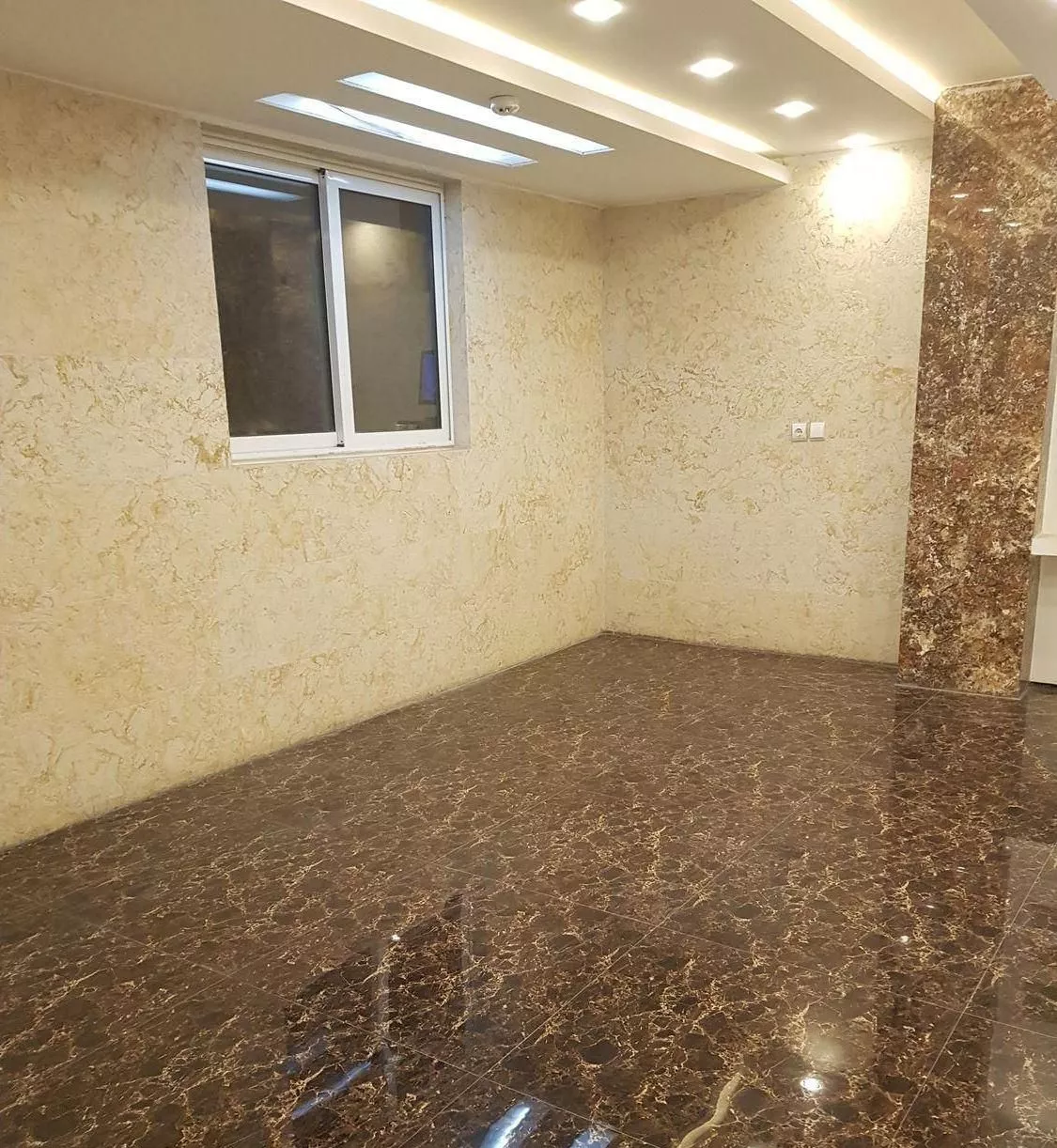 آپارتمان صفر دو خوابه کازرونی فول امکانات برند