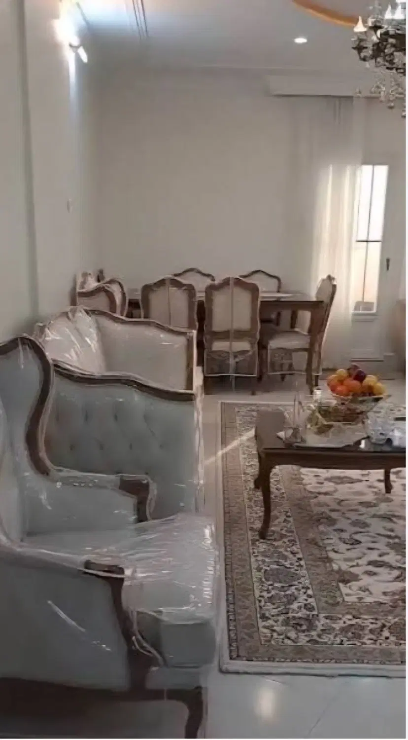 همخونه هم خانه