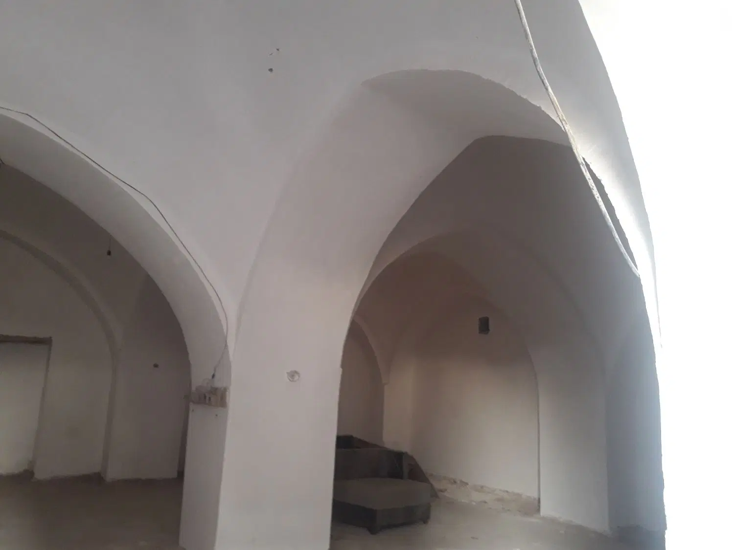 انبار ودفترکار در رهنان