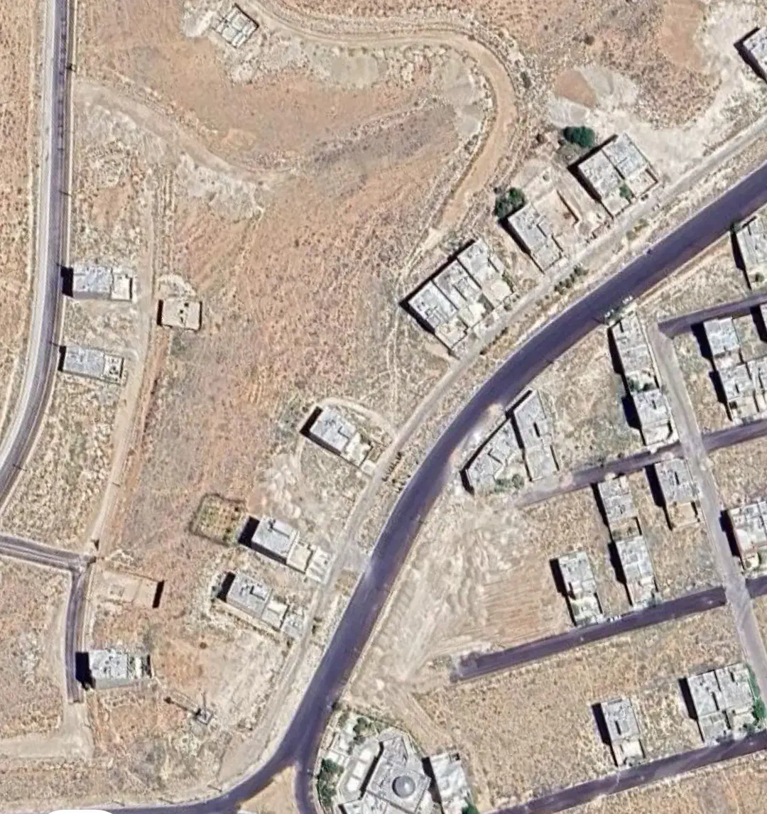 زمین 280 متری عرض 12 فاز دو. صدرا