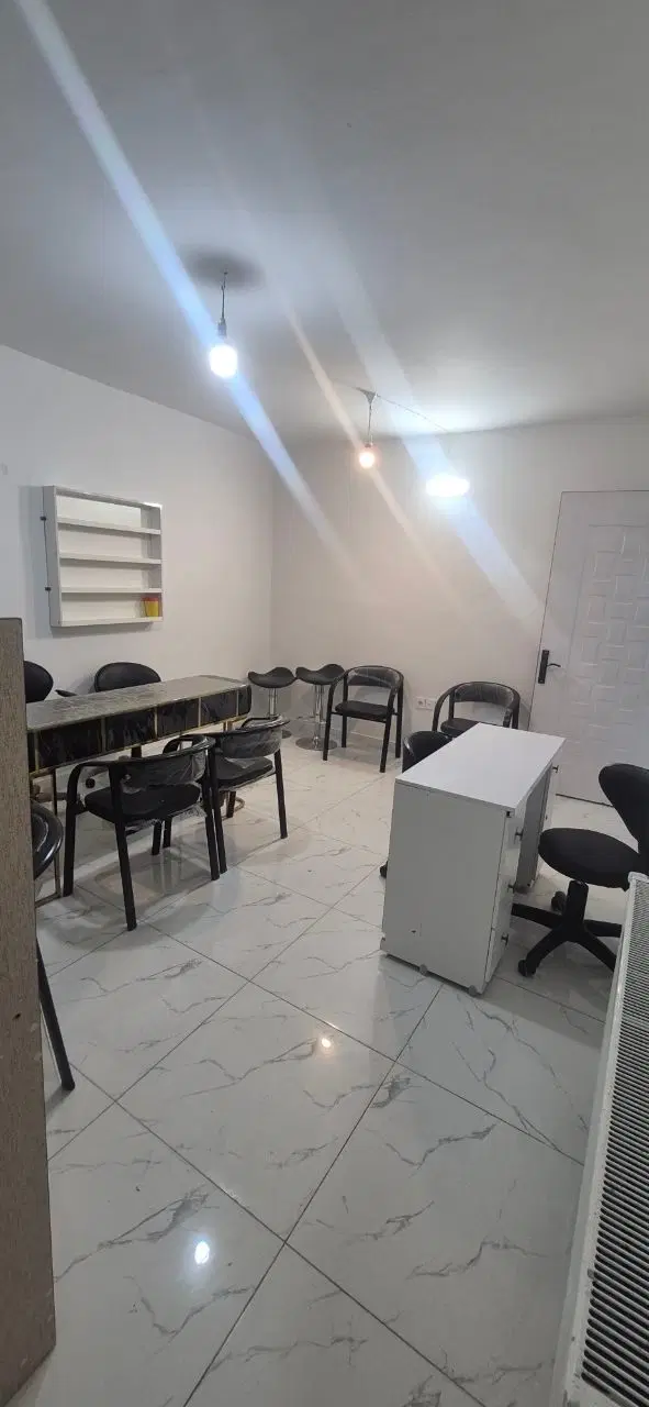اجاره میز ناخن و تخت مژه