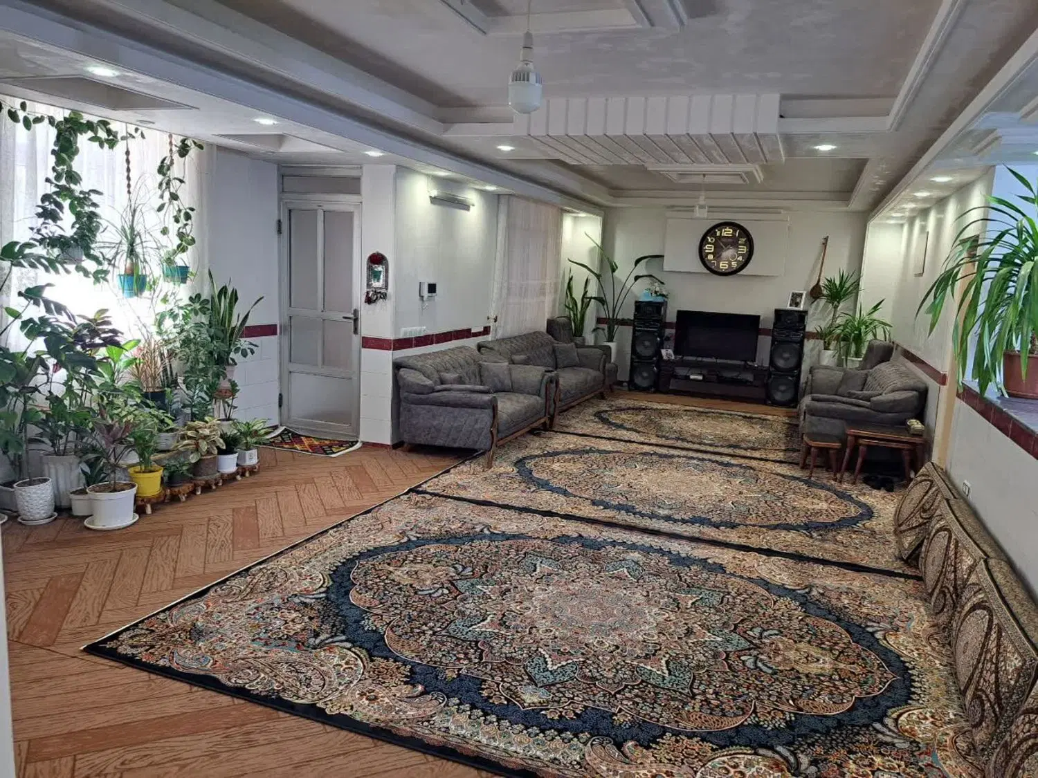 خانه ویلایی دو کله، سند تک برگ