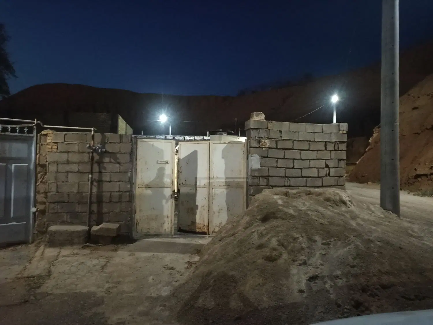 خانه میانکوه ۲۴۰مترکوی البرز