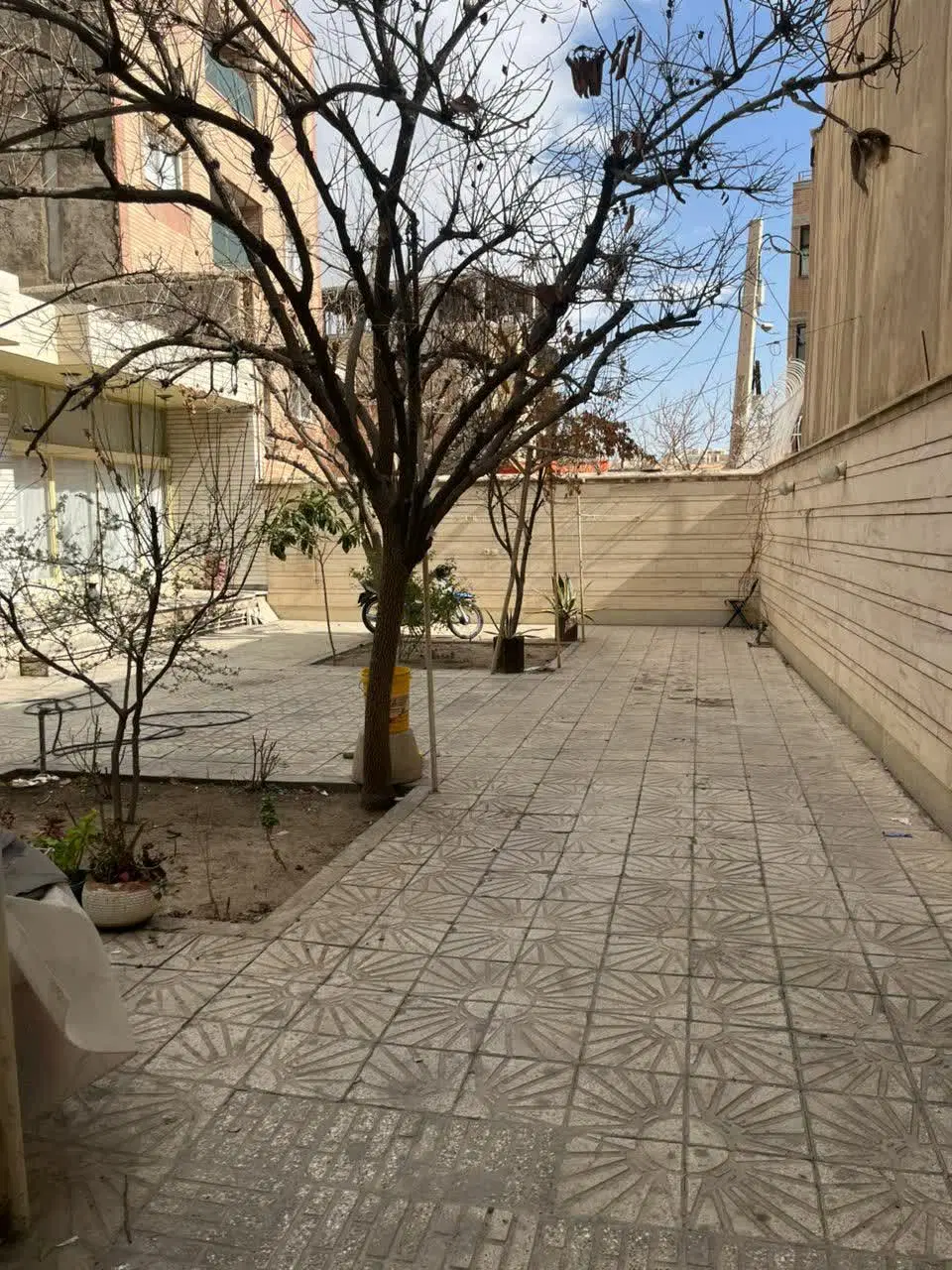 خانه ویلایی ۳۴۰ متری