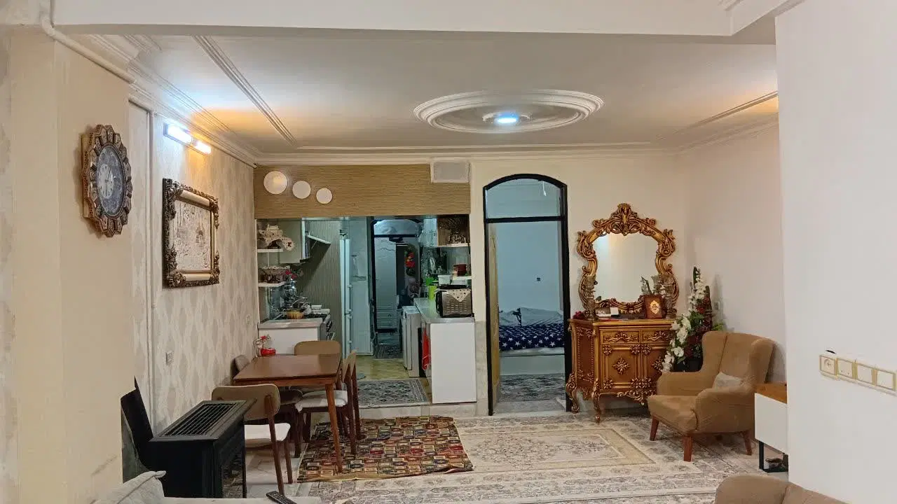 فروش آپارتمان دوخوابه در طبرسی جنوبی