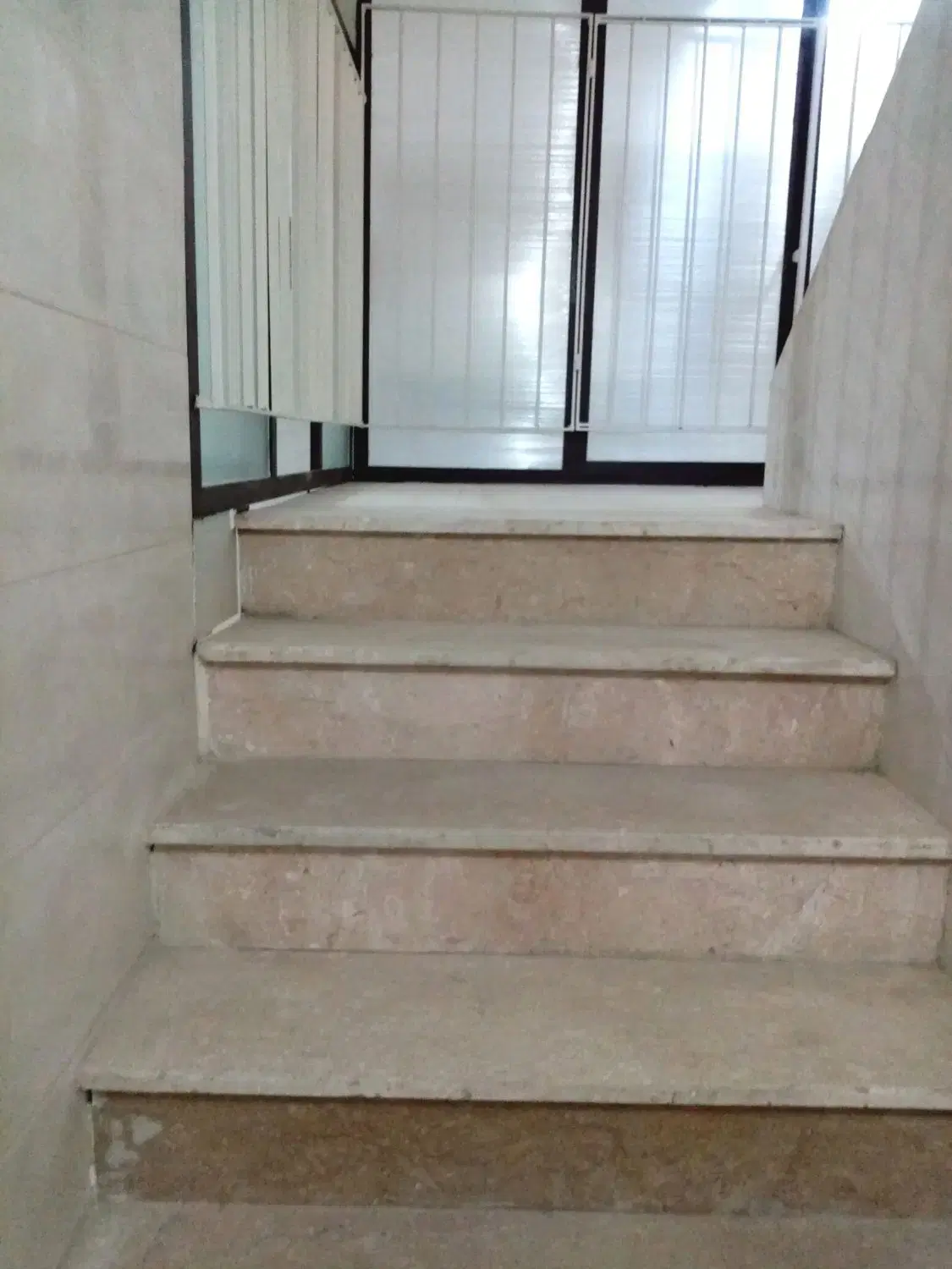 اجاره زیرزمین در محمدشهر