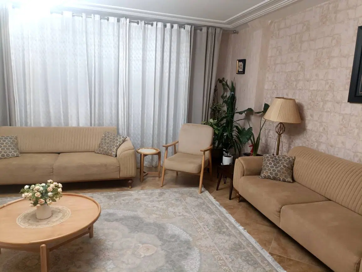 فروش آپارتمان ۱۵۳ متری ۳ خواب در خیابان ایثارگران