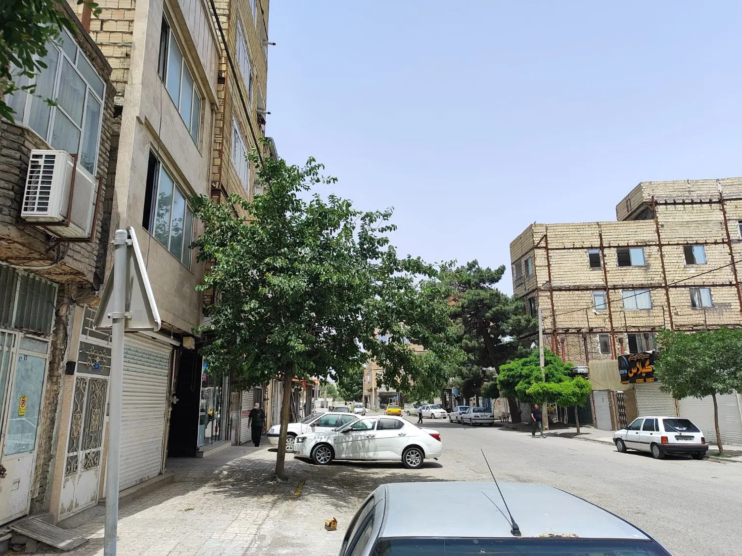 واحد اپارتمان 90 متری، نماسنگ،طبقه اول توس 87