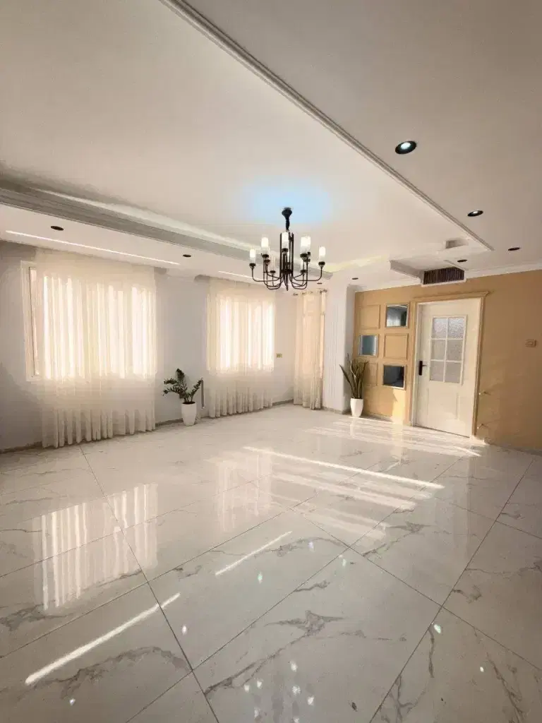 ۶۰مترآکواریوم*پارکینگ انباری سندی*روبنما*طبقه۲