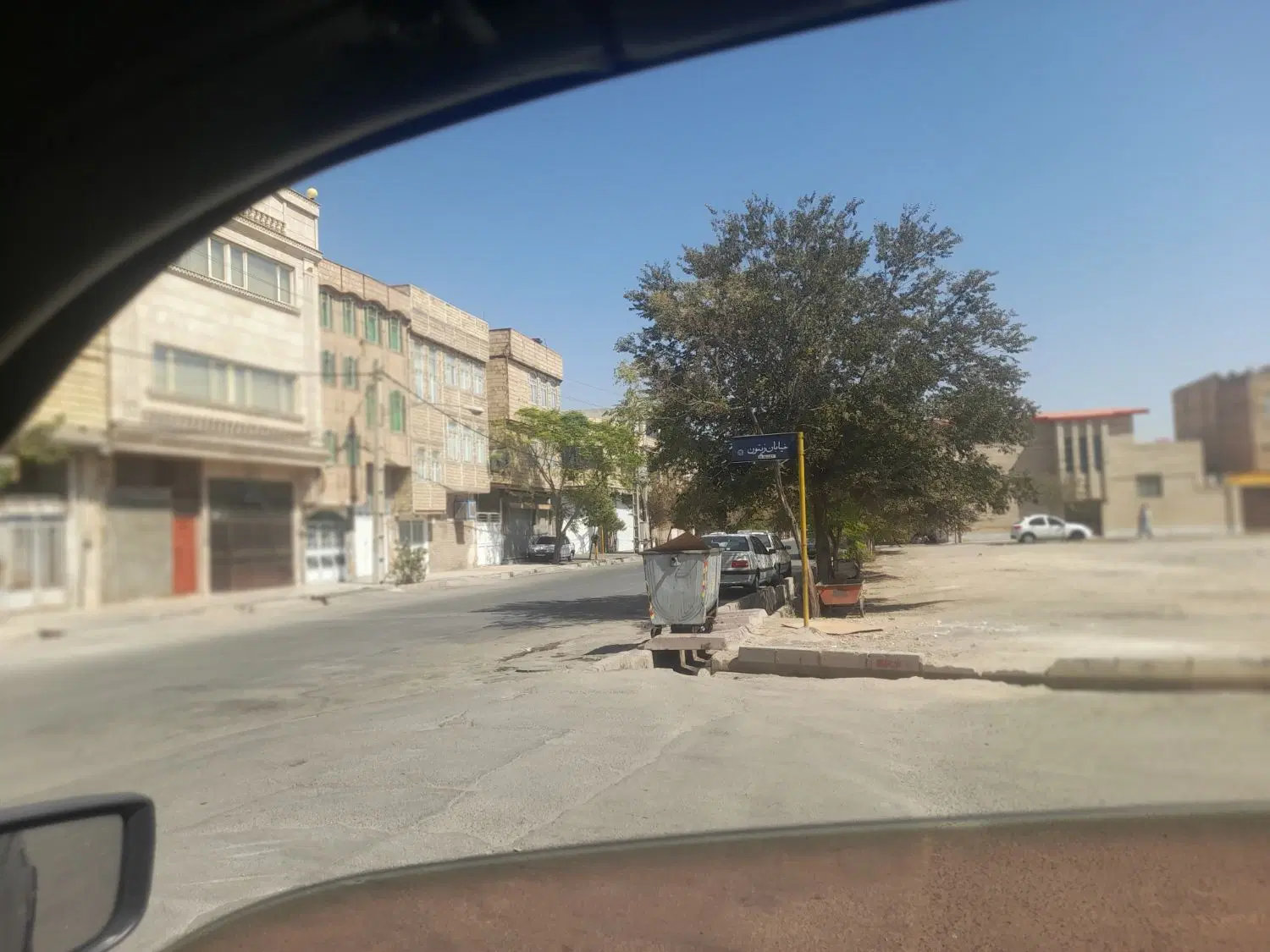 زمین بابهر۸_۵متربهرزیتون