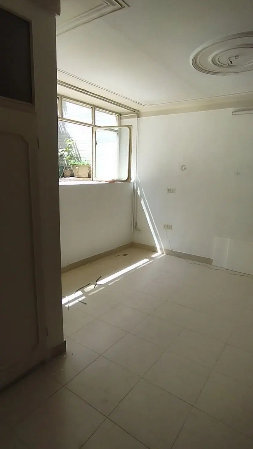 80متری دو خواب دانشگاه (دربست)
