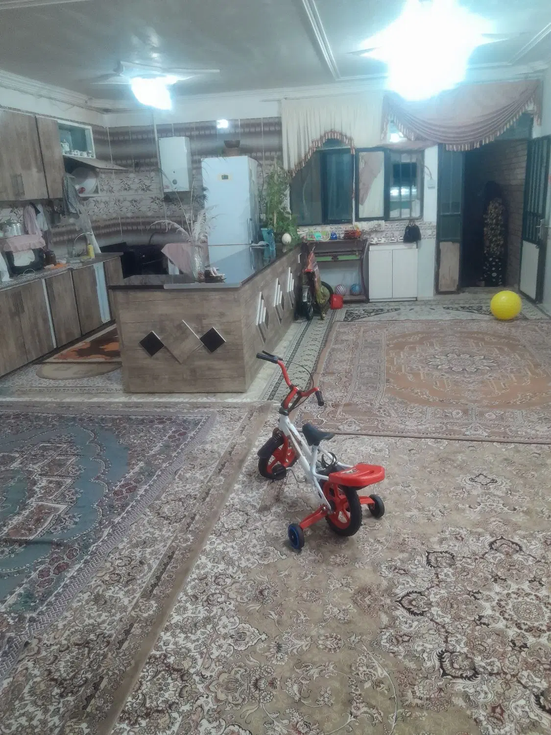 طبقه همکف*۱۰۰متری دوخواب،حاجی آباد،ولی عصر
