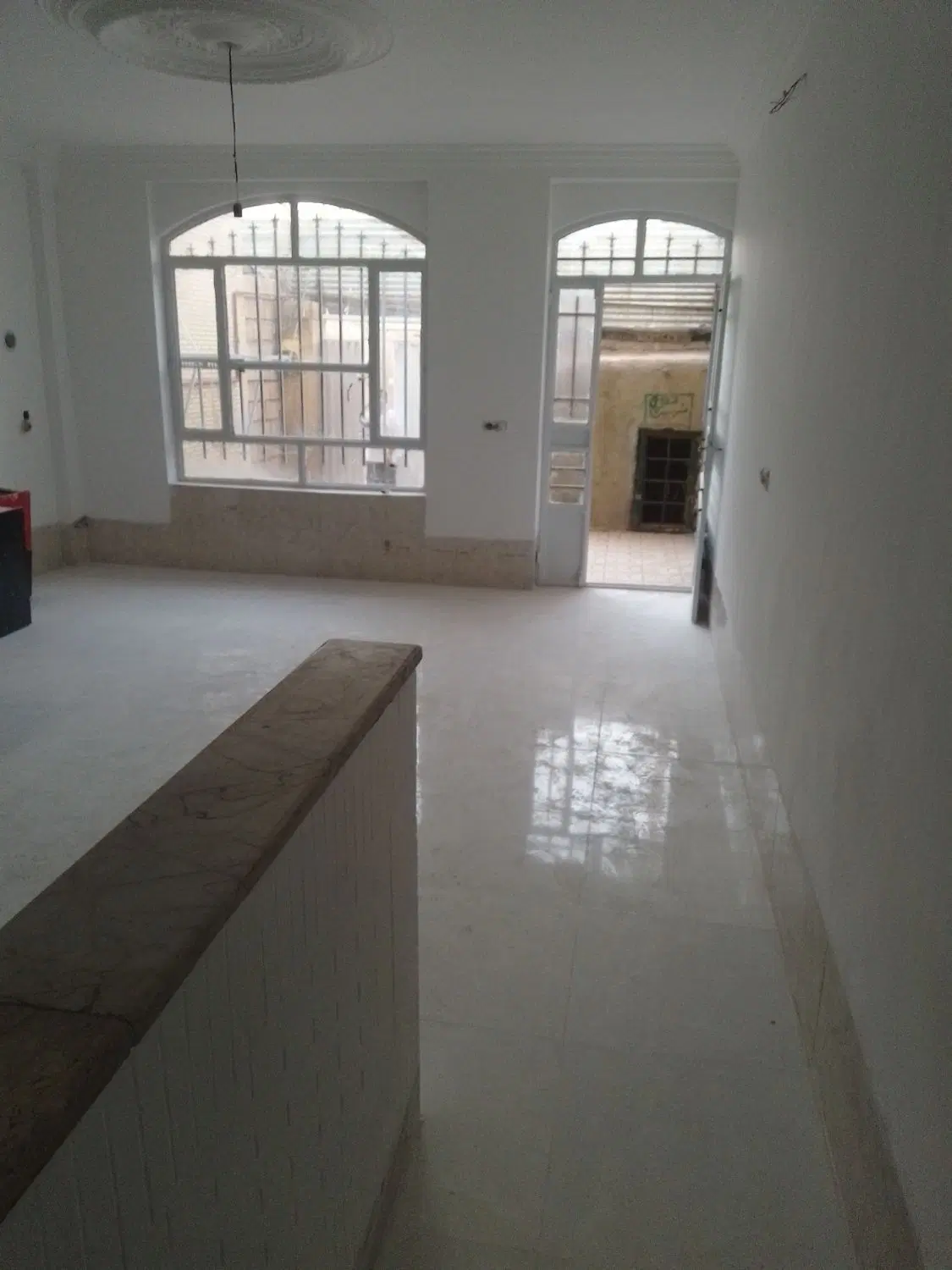اجاره دربست_ ۸۵ متری _ فرحبخش شرقی