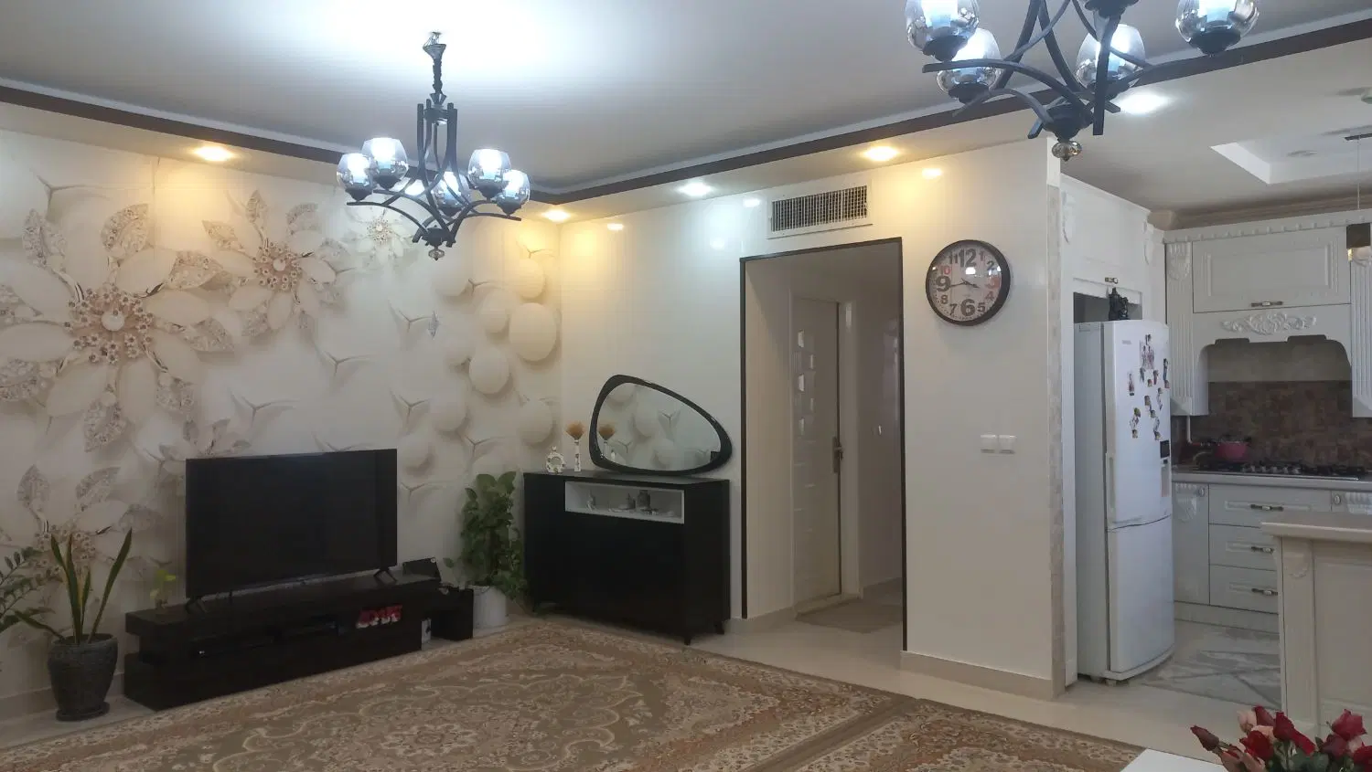آپارتمان فروشی ۹۲ متری مهر و ماه