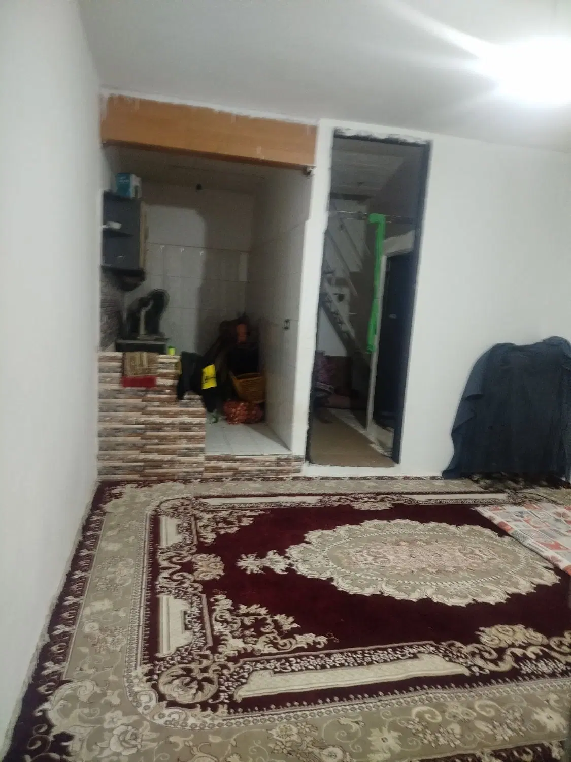خانه دوطبقه و نیم پنج‌تن ۸۵