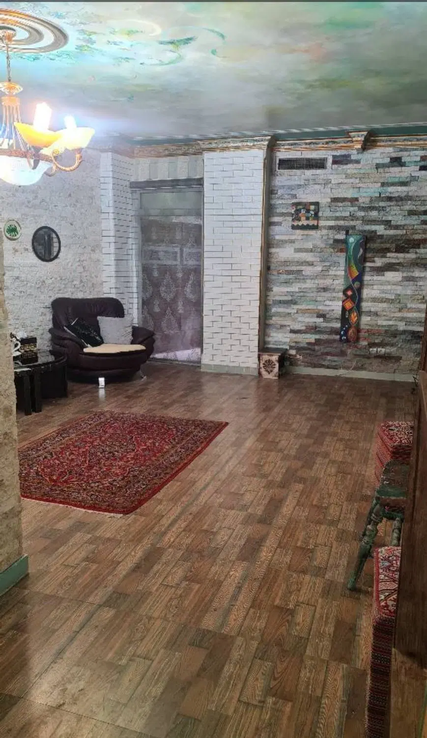 آپارتمان ۲ خوابه بر خیابان گلریزان
