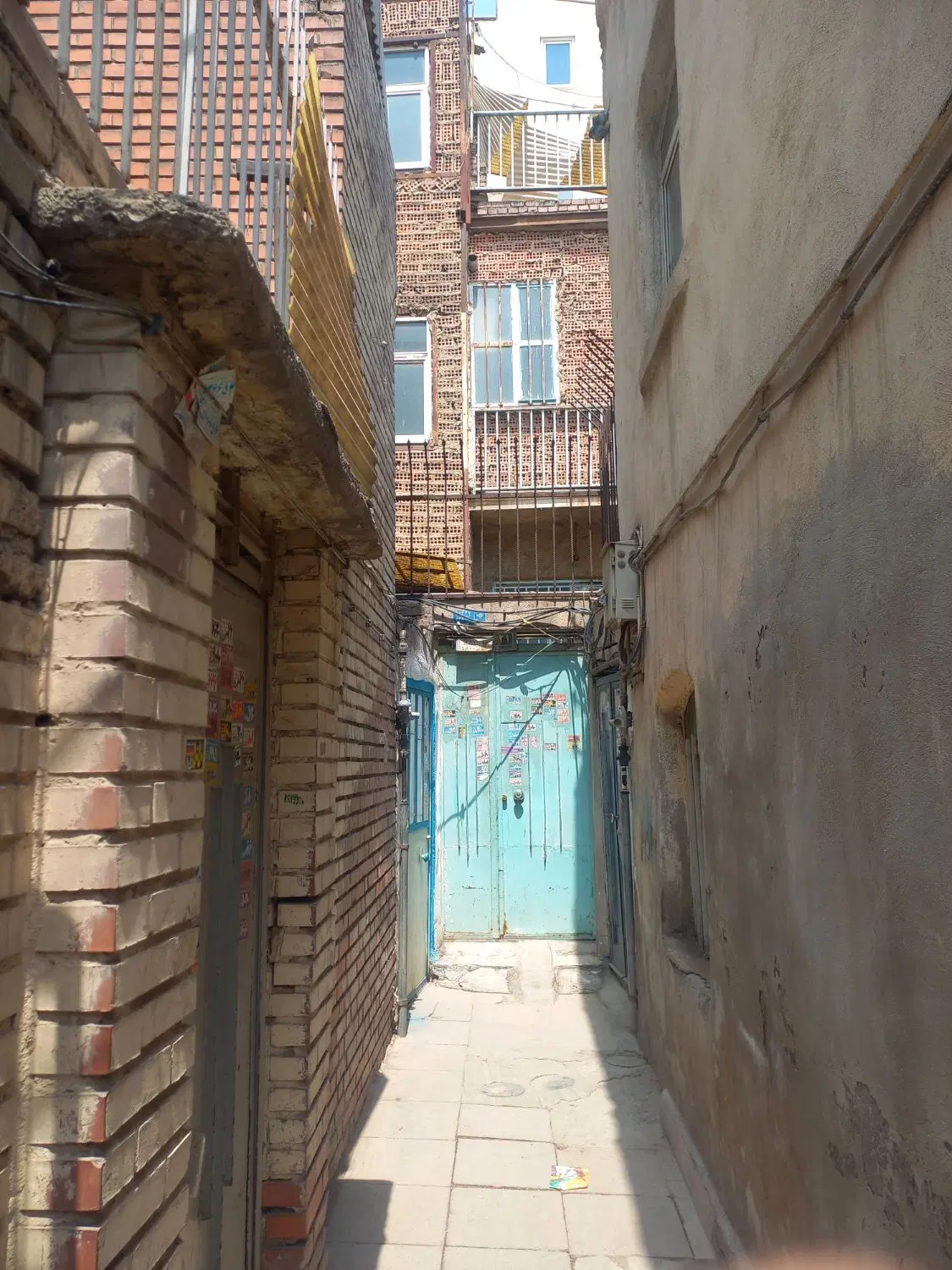 خانه کلنگی جهت سرمایه گذاری و سکونت