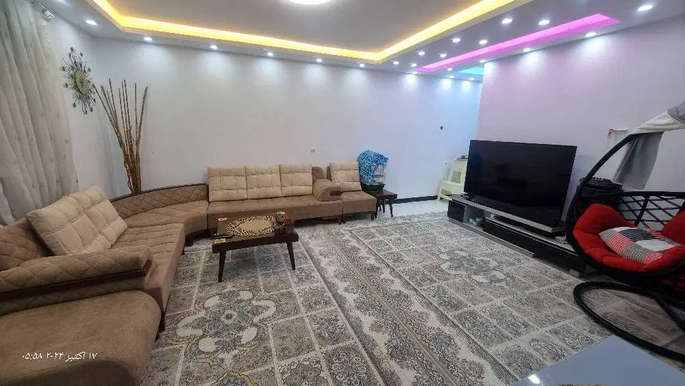 آپارتمان لوکس ۸۰ متری در شهرک ابریشم