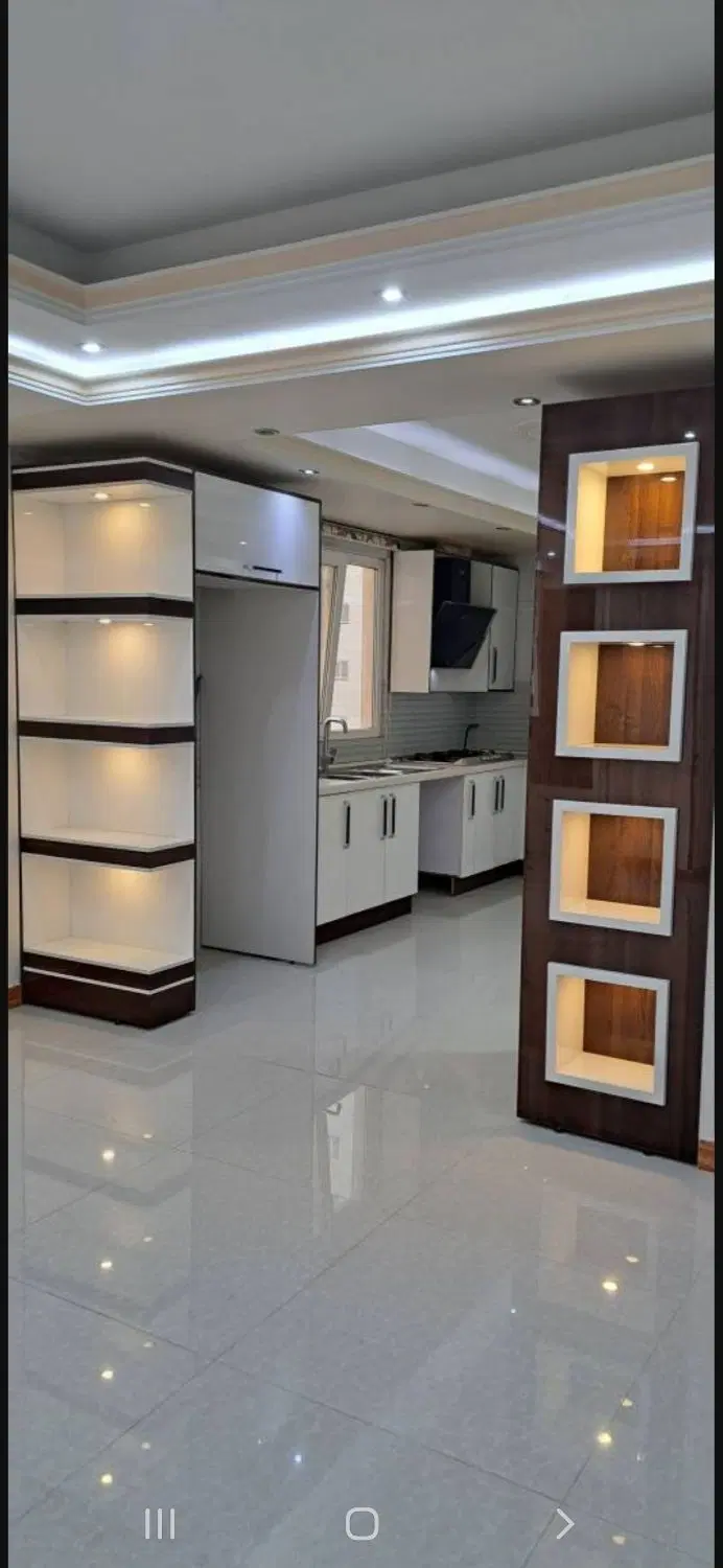 ۱۱۱متری شمال دریاچه