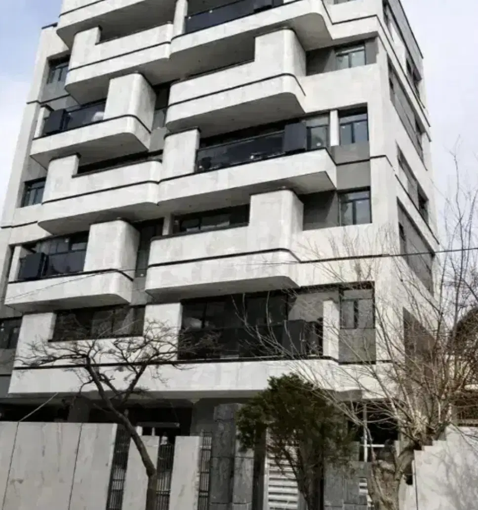 واحد سند دار ۸۳متری روبه نما گلشهر
