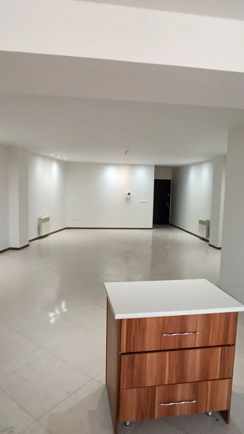 اجاره آپارتمان صد و هجده متری در طرشت خیابان گلاب