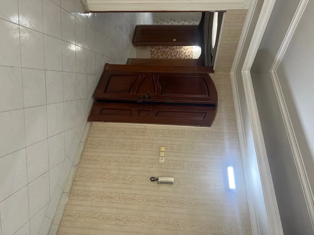 اپارتمان ۱۵۰متری ۳خوابه طبقه ۲.امامت