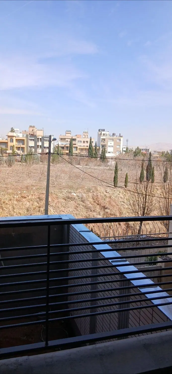 آپارتمان ۱۴۰ متری شهرک بهشتی