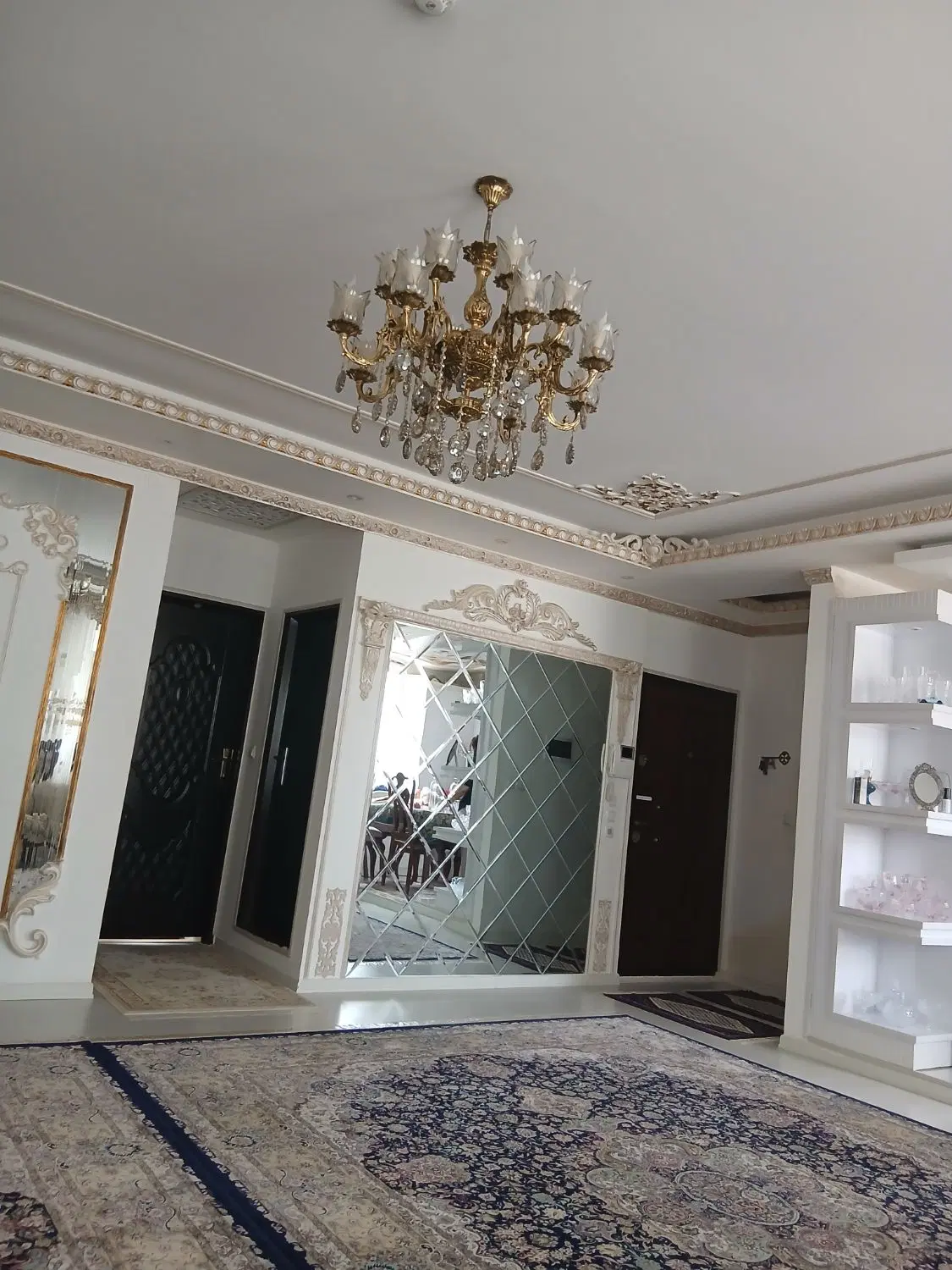 اجاره آپارتمان‌نزدیک میدان کاج