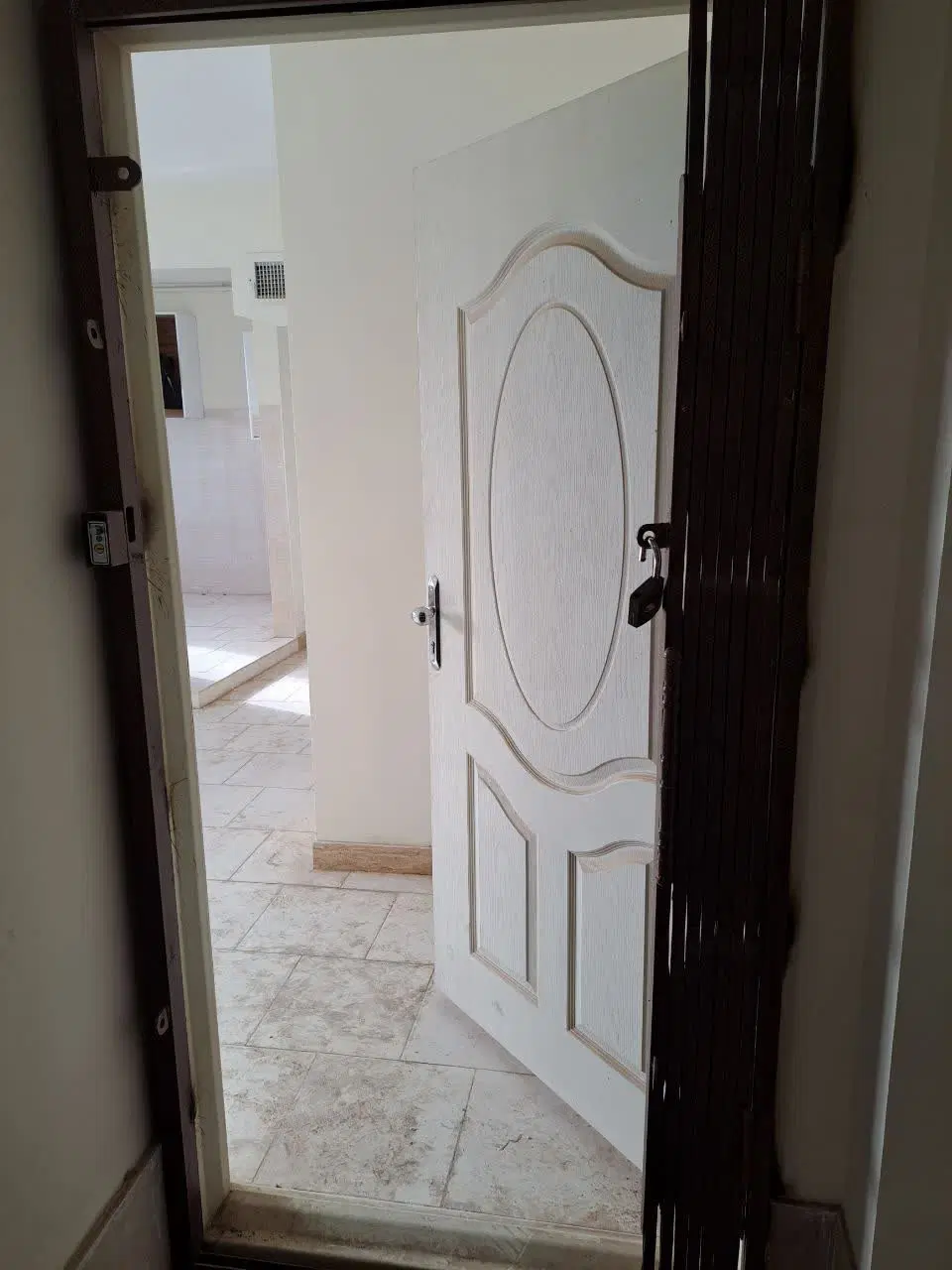 واحدآپارتمان 62 متر تمیز و سالم با امکانات فول